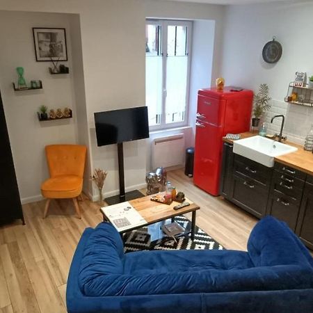 Studio Atypique Immeuble De 1820 Fumel Ngoại thất bức ảnh